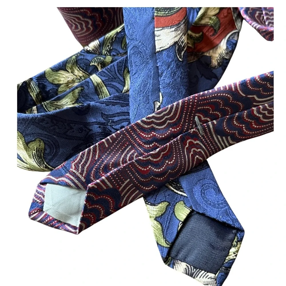 VTG LOT OF 2, Men's Neck Tie HALSTON & OSCAR DE LA RENTA Unique Colors/Prints